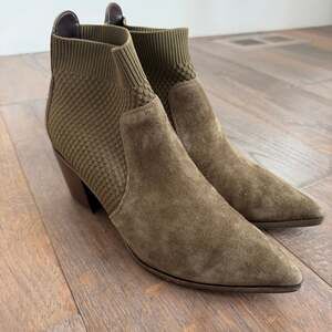 Cole Haan Maggie Boots Womens Size 9 Green Knit Suede Pointed Toe Block Heel